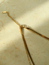 Load image into Gallery viewer, Gulgi Herringbone Necklace - Waterproof