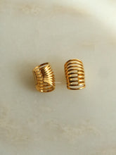 Load image into Gallery viewer, 2pc Spring Roll Earring Cuff