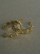 Load image into Gallery viewer, Round Daisy Earrings - Waterproof