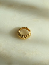 Load image into Gallery viewer, Topaz Ring - Waterproof