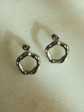 Load image into Gallery viewer, Silver Zaga Earrings - Waterproof