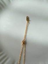 Load image into Gallery viewer, Loving Mom Necklace - Waterproof
