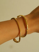 Load image into Gallery viewer, Jeera Cuff Bangle - Waterproof