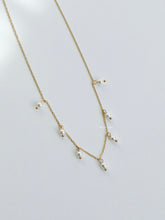 Load image into Gallery viewer, Snow Pearls Drop Necklace - Waterproof