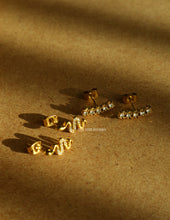 Load image into Gallery viewer, Snizel Stud Earrings - Waterproof