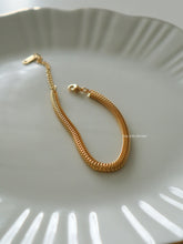 Load image into Gallery viewer, Giri Bracelet - Waterproof