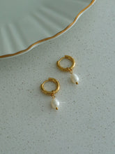 Load image into Gallery viewer, Avenel Earrings - Waterproof