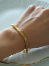 Load image into Gallery viewer, Giri Bracelet - Waterproof