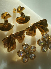 Load image into Gallery viewer, Pibi Ribbon Earrings - Waterproof