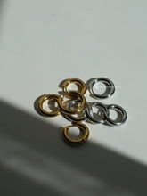 Load image into Gallery viewer, Thicker Minimal Round Hoop Earrings