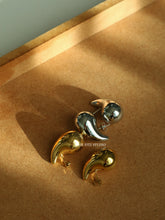 Load image into Gallery viewer, Light hollow Tear Ball Earrings