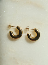 Load image into Gallery viewer, Glove Golden Earrings - Waterproof
