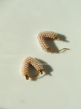 Load image into Gallery viewer, Trio Pearl Earrings - Waterproof