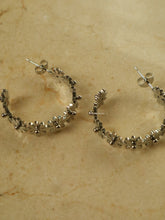 Load image into Gallery viewer, Silver Round Daisy Earrings - Waterproof