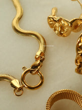 Load image into Gallery viewer, Lana Flabo Necklace - Waterproof