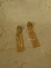 Load image into Gallery viewer, Cape Night Earrings - Waterpoof