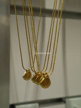 Load image into Gallery viewer, Sea Shell Necklace - Waterproof