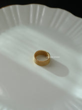 Load image into Gallery viewer, Soft Hush Ring