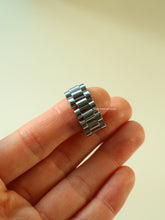 Load image into Gallery viewer, Silver Preish Ring