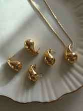 Load image into Gallery viewer, Barbara Cz Earrings - Waterproof