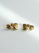 Load image into Gallery viewer, Pibi Ribbon Earrings - Waterproof
