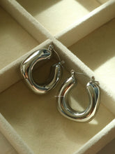 Load image into Gallery viewer, Silver Nana Earrings - Waterproof