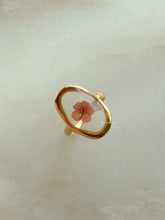 Load image into Gallery viewer, Venti Flower Ring - Waterproof