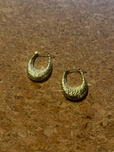 Load image into Gallery viewer, Omaju Round Earrings - Waterproof