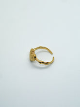 Load image into Gallery viewer, Scratch Heart Ring - Waterproof