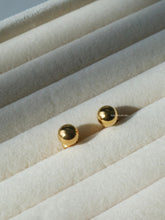 Load image into Gallery viewer, Siso Earrings