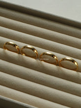 Load image into Gallery viewer, Maria Band Ring