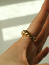 Load image into Gallery viewer, Bonju Ring