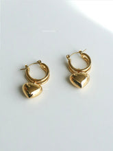 Load image into Gallery viewer, Doubi Heart Earrings - Waterproof