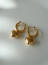 Load image into Gallery viewer, Doubi Heart Earrings - Waterproof