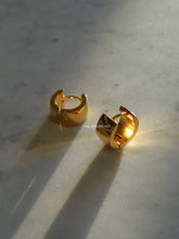 Load image into Gallery viewer, Newjeans Earrings - Waterproof