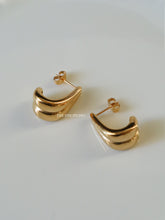Load image into Gallery viewer, Ajau Cuff Earrings - Waterproof