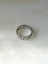 Load image into Gallery viewer, Silver Busan Ring