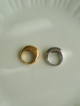 Load image into Gallery viewer, Silver Zai Ring - Waterproof