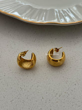 Load image into Gallery viewer, Lambo Earrings - Waterproof