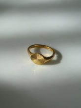 Load image into Gallery viewer, Sunbeam Ring