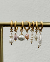 Load image into Gallery viewer, Melton Pearl Earrings - Waterproof