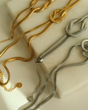 Load image into Gallery viewer, Silver Nacre Bracelet - Waterproof