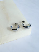 Load image into Gallery viewer, Silver FITZ Laura Cuff Earrings - Waterproof