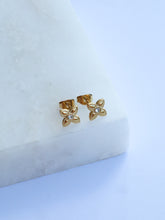 Load image into Gallery viewer, Judre Four Leaf Stud Earrings - Waterproof