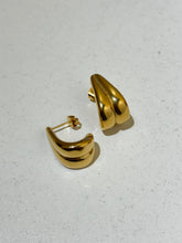 Load image into Gallery viewer, Ajau Cuff Earrings - Waterproof