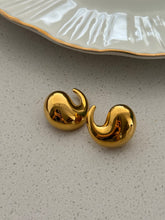 Load image into Gallery viewer, Aoa Earrings - Waterproof
