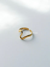 Load image into Gallery viewer, Gami Ring - Waterproof