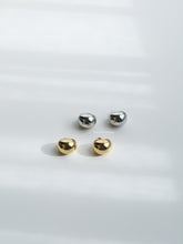 Load image into Gallery viewer, Bold Tear Ball Earrings (2 Colors)