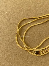 Load image into Gallery viewer, 1mm Minimalist Herringbone Chain Necklace - Waterproof