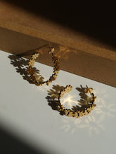 Load image into Gallery viewer, Round Daisy Earrings - Waterproof
